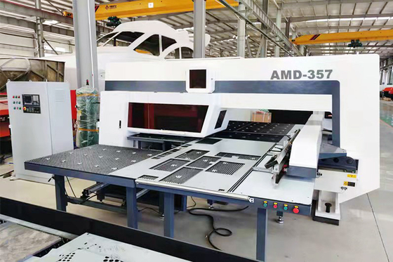 Punzonadora Cnc AMD-357 Turret CNC Punching Machine Closed Type